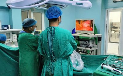 BỆNH VIỆN 71 TRUNG ƯƠNG PHẪU THUẬT NỘI SOI CẮT PHỔI KHÔNG ĐIỂN HÌNH ĐIỀU TRỊ TRÀN KHÍ MÀNG PHỔI DO VỠ BÓNG KHÍ LỚN
